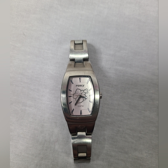 Roxy stainless steel Y2K watch - Picture 2 of 8